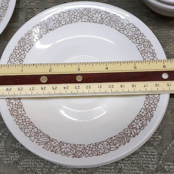 14 pc Corelle " Woodland" cups and saucers set. - Picture 7 of 9
